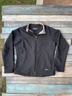 Patagonia Softshell Guide Jacket 11397 SP11  Lightweight Jacket  With 2K Logo